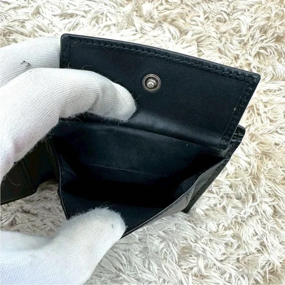 Gucci Black and Red Snake Wallet - Picture 5 of 11